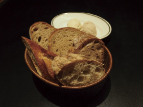 自家製のパン